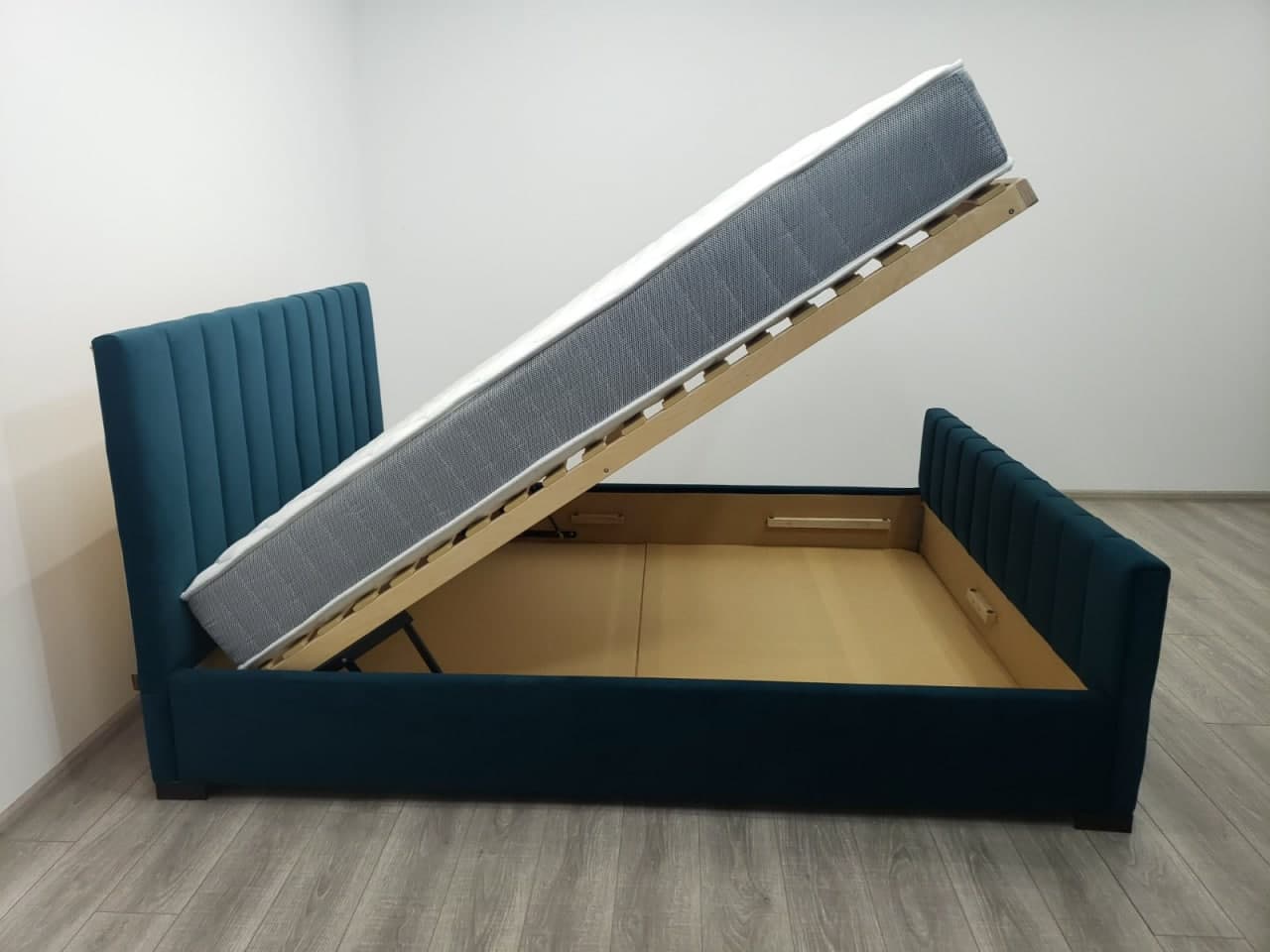 additional image